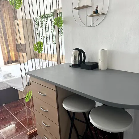 Garsoniera Saturn דירה *